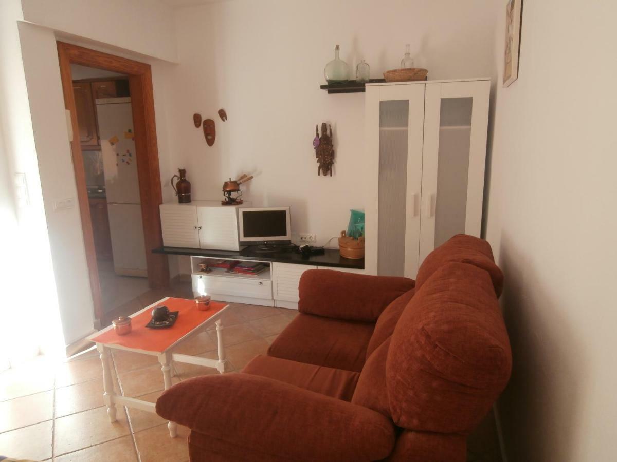 La Casa Del Jazmin Apartment เบนัลมาเดนา ภายนอก รูปภาพ